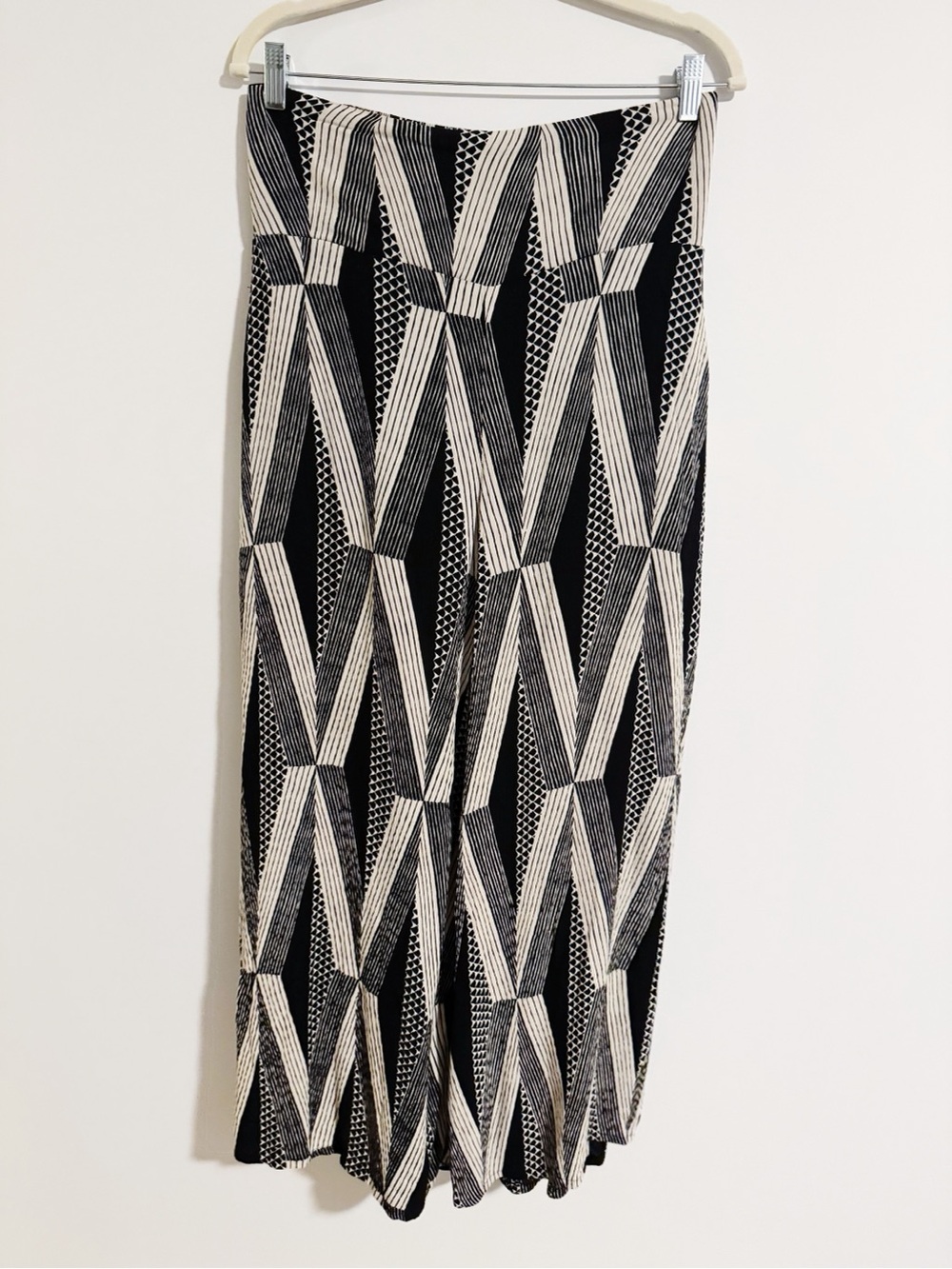 Manaola - Black and Cream Printed Wide Leg Pants